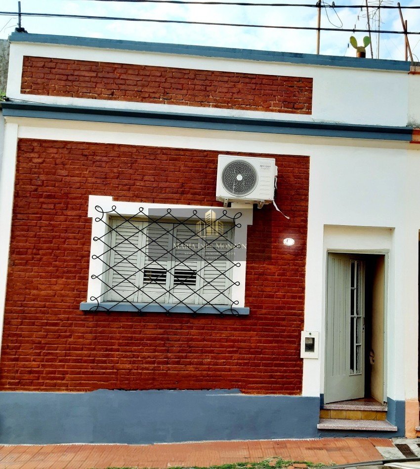 Venta estilo colonial, ubicacion privilegiada