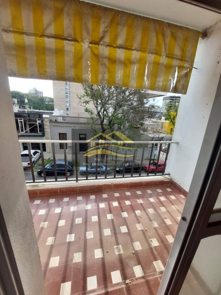 Alquilo departamento zona parque
