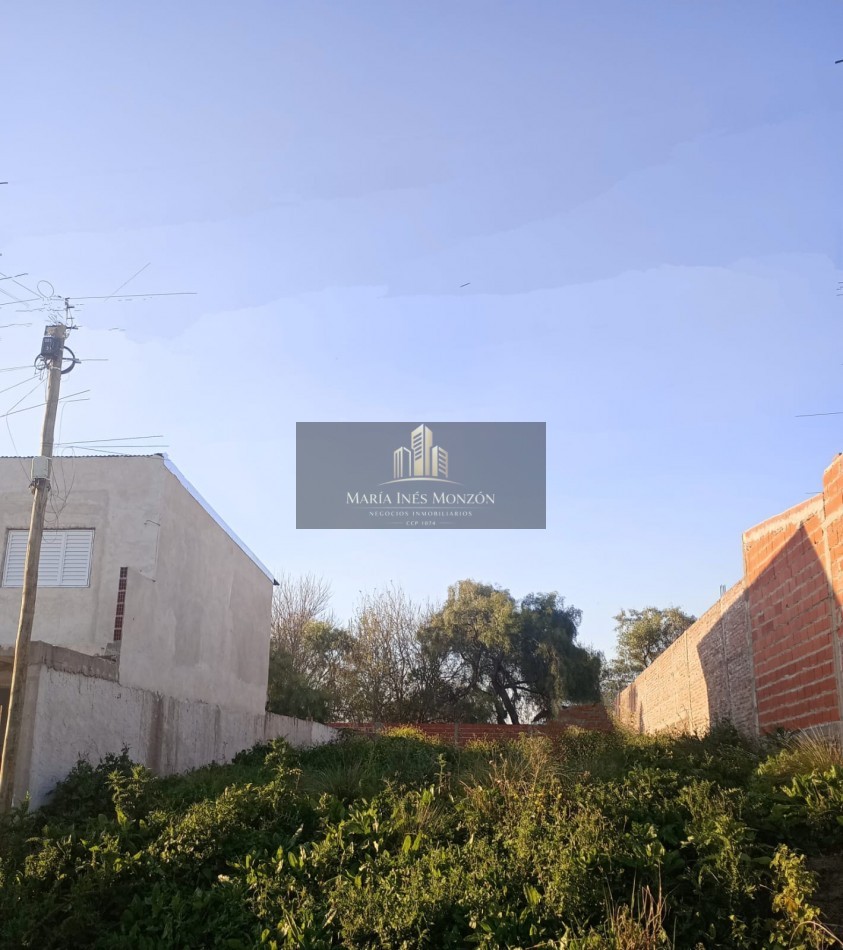Hermoso lote barrio Paracao!